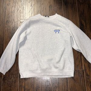 White fox sweatshirt